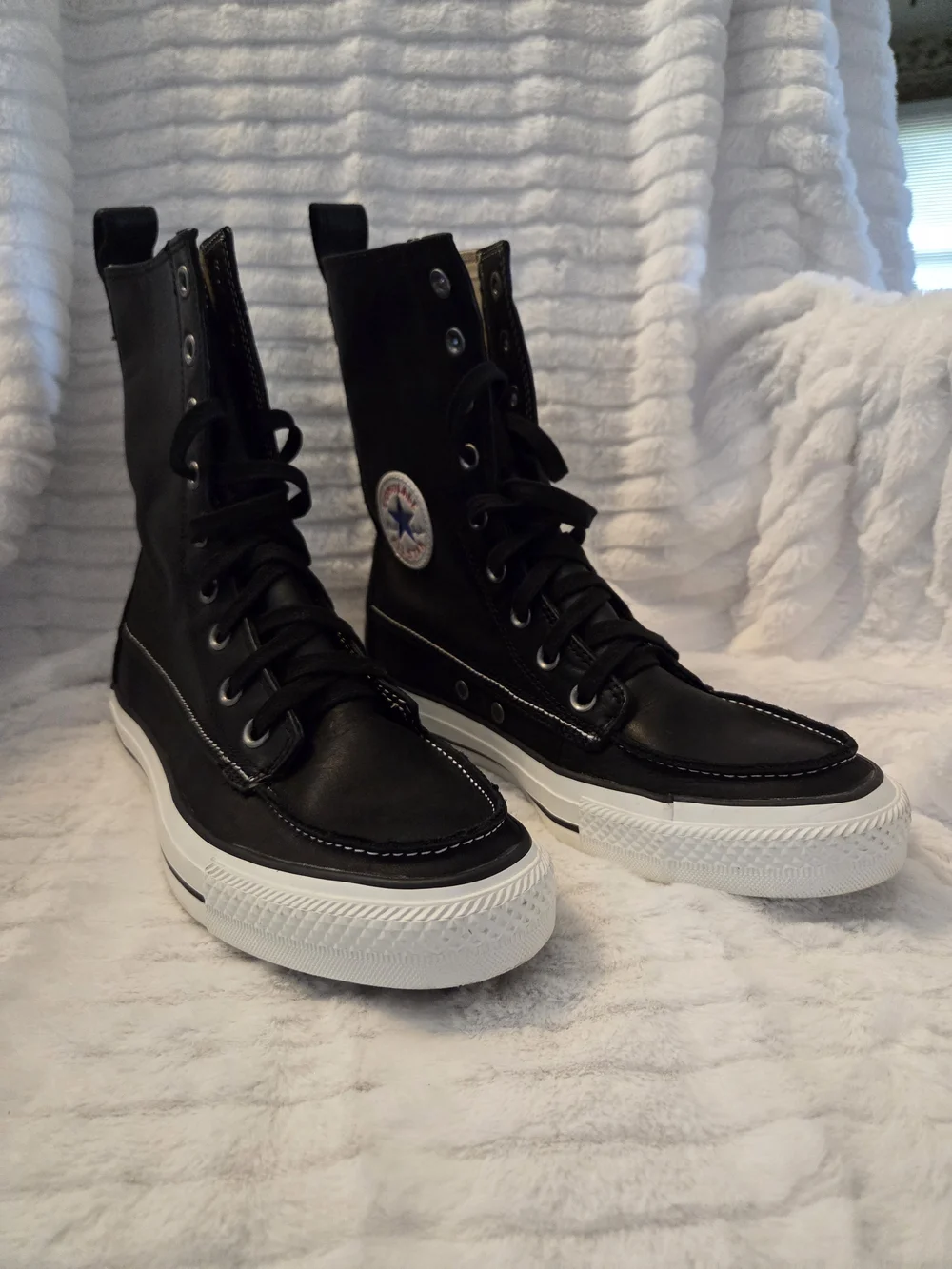 NIB Converse XHI High Top Sneakers - Black with White Sole - Picture 6 of 11